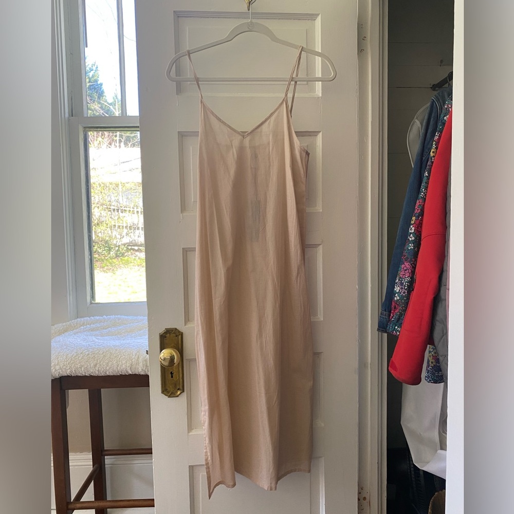 Nude slip NWT